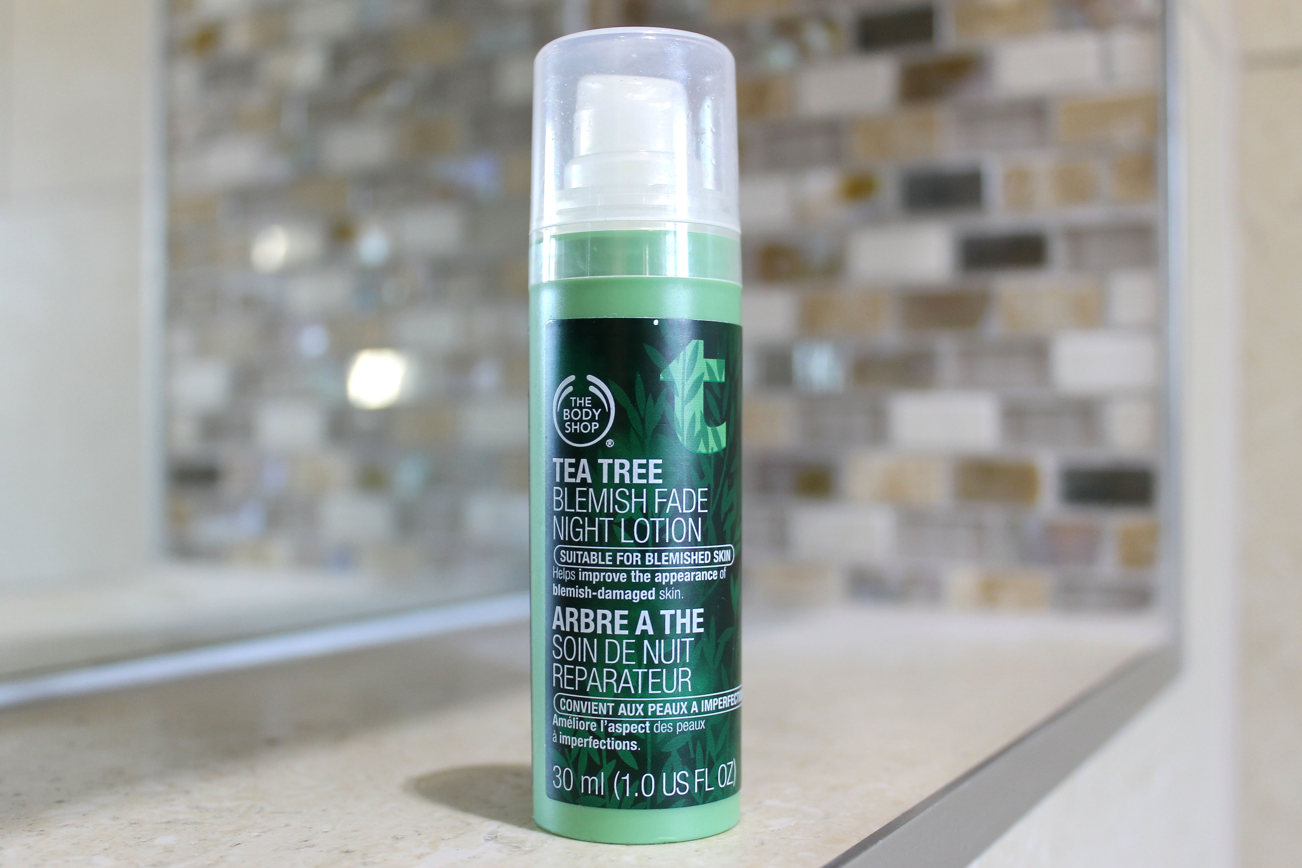 Αντιβακτηριδιακό gel Tea Tree Night Lotion από το The Body Shop. Πώς δουλεύει το Tea Tree oil;